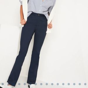 New old navy chino khakis size 10 short